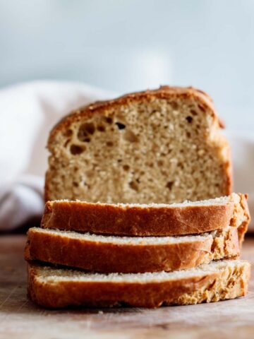 no-knead sandwich bread crumb