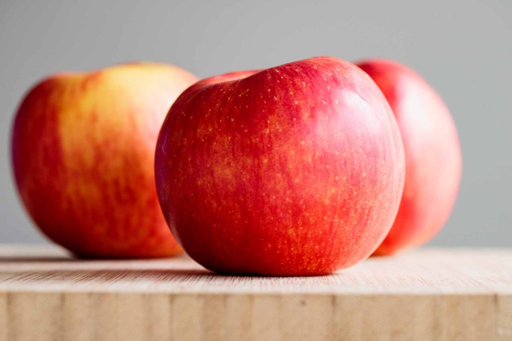 three apples that can be used in the recipe