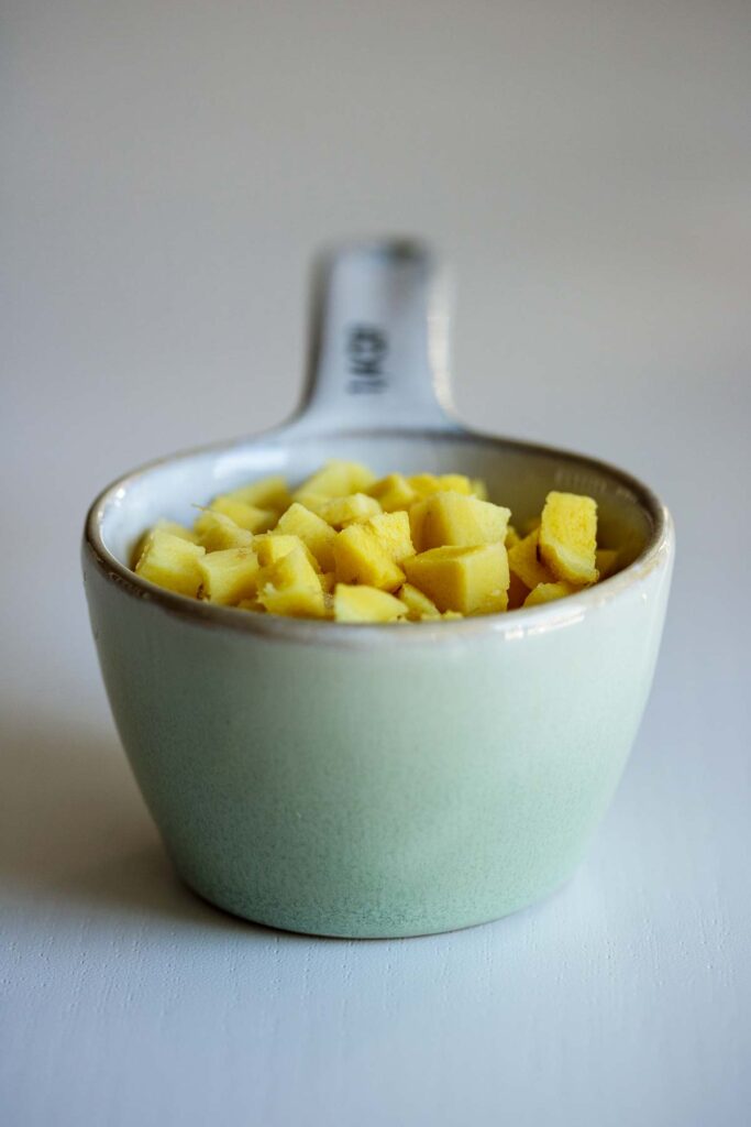 Pineapple and ginger syrup Milk and octopus Karinokada